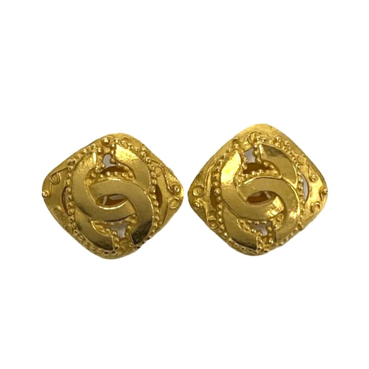 earrings chanel