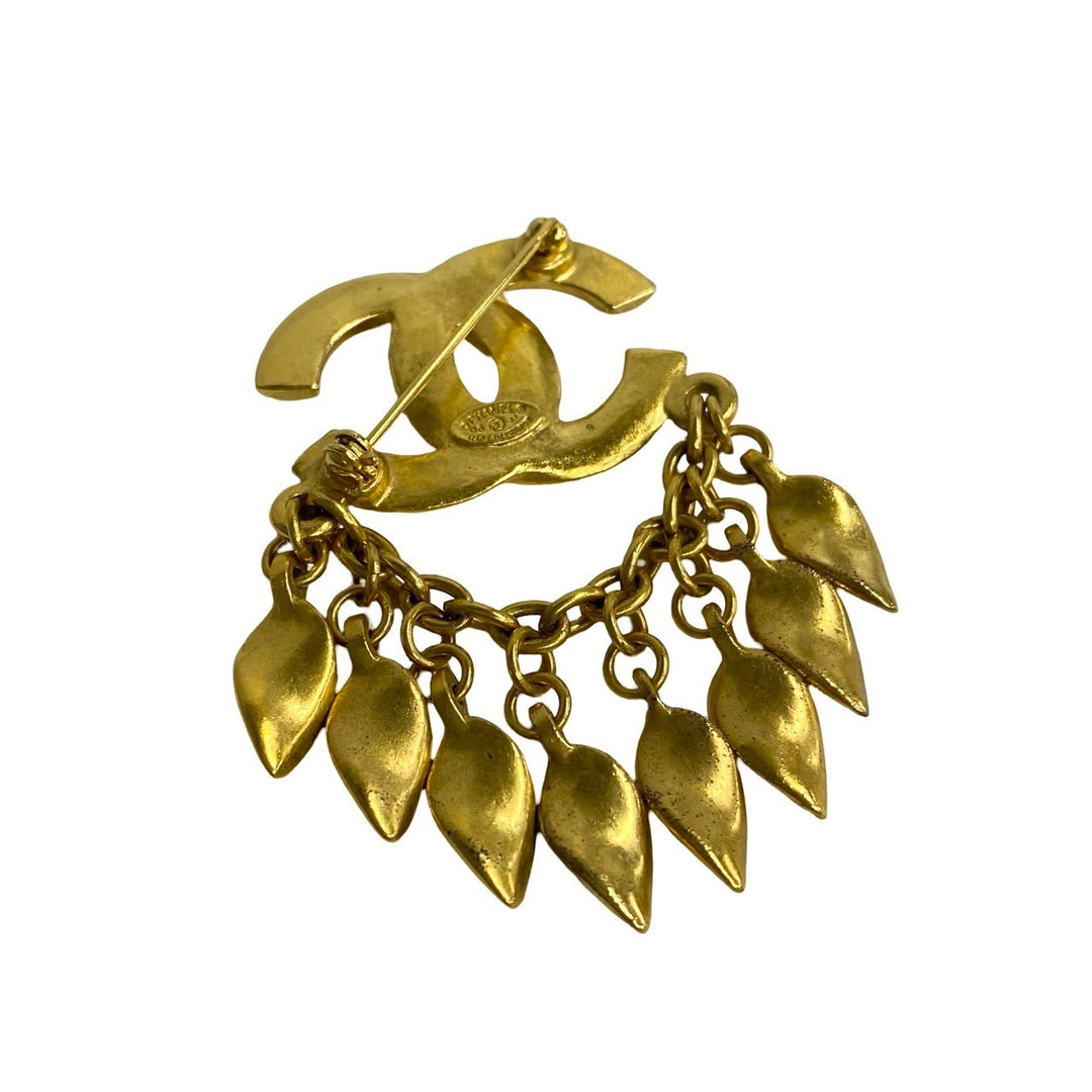 brooch chanel
