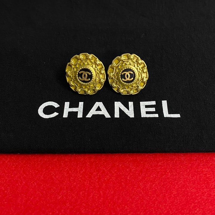 earrings chanel