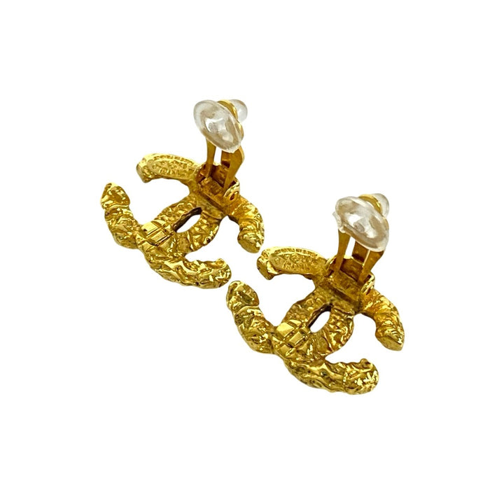 earrings chanel