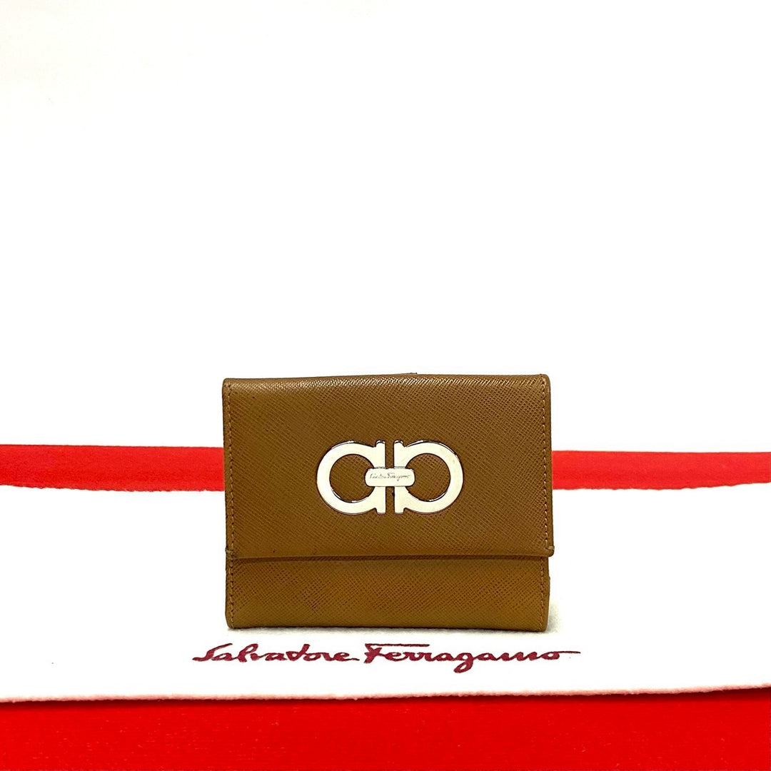 bifold wallet salvatore ferragamo