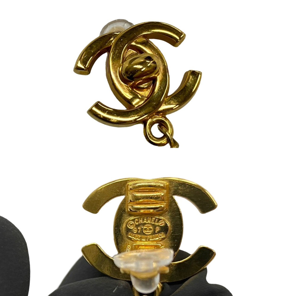 earrings chanel