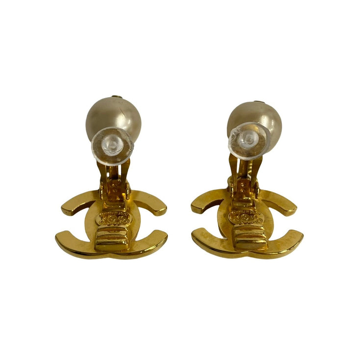 earrings chanel