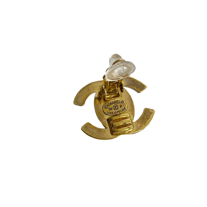 earrings chanel