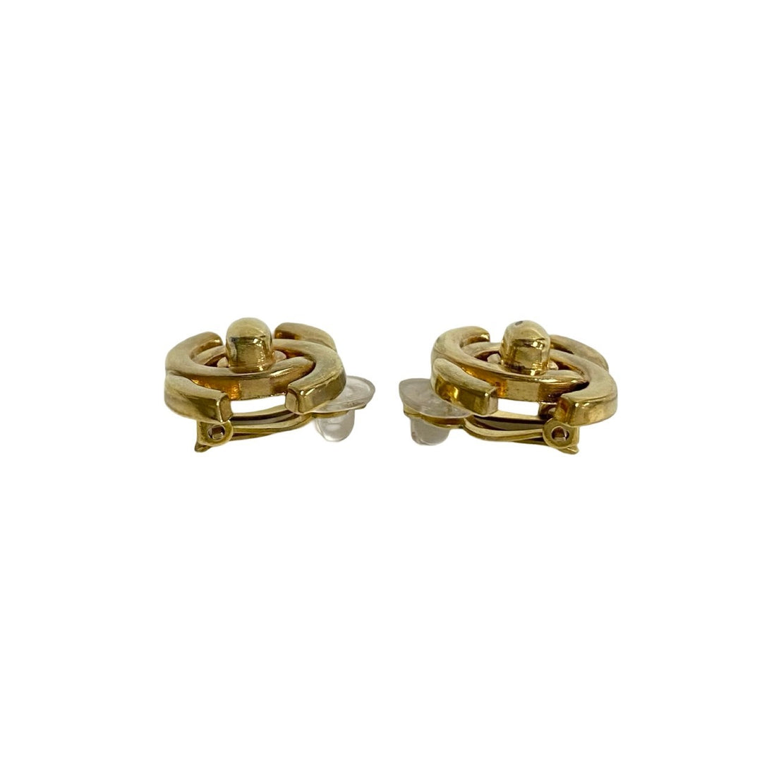 earrings chanel