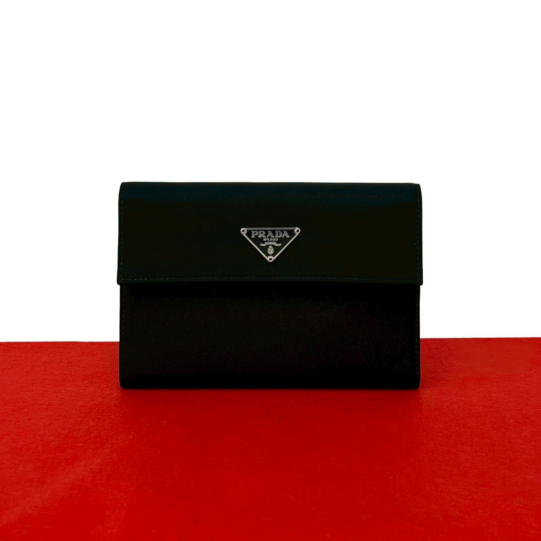trifold wallet prada