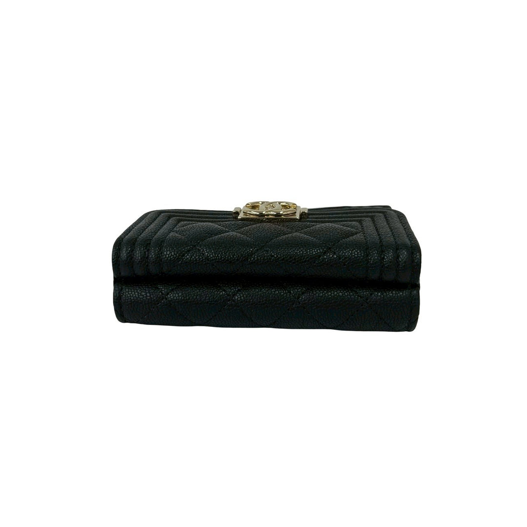 trifold wallet chanel