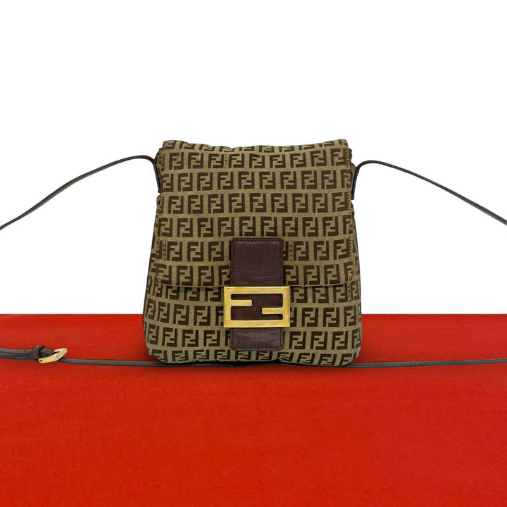 ショルダーバッグ フェンディ