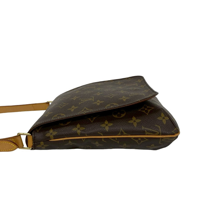 Shoulder bag Louis Vuitton Musette Salsa