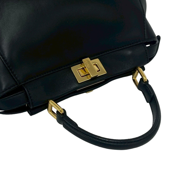 shoulder bag fendi peekaboo mini