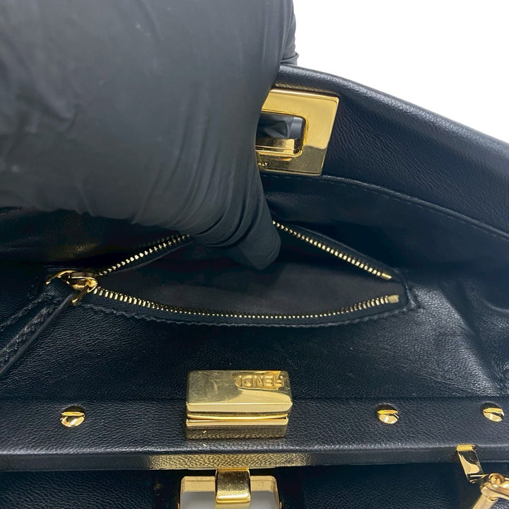 shoulder bag fendi peekaboo mini