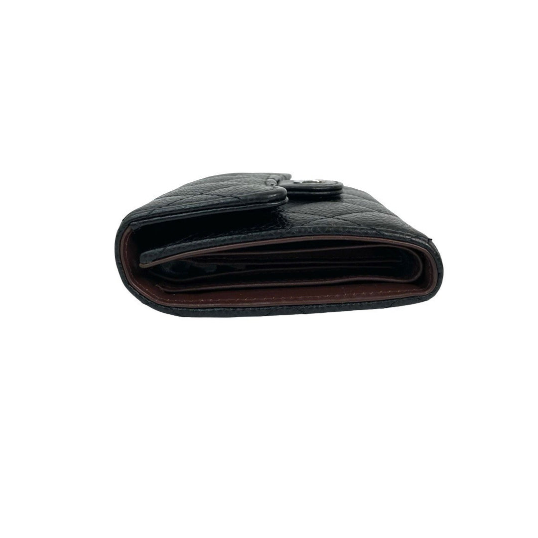 trifold wallet chanel