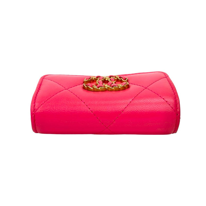 trifold wallet chanel