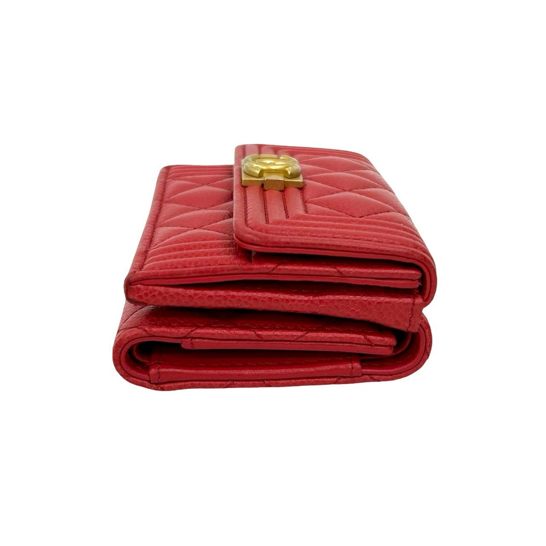 trifold wallet chanel