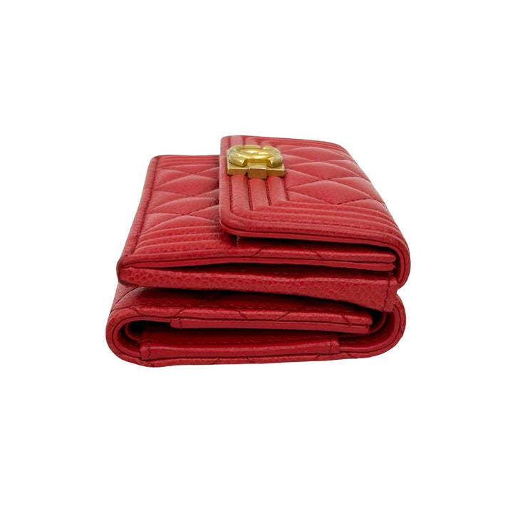 trifold wallet chanel