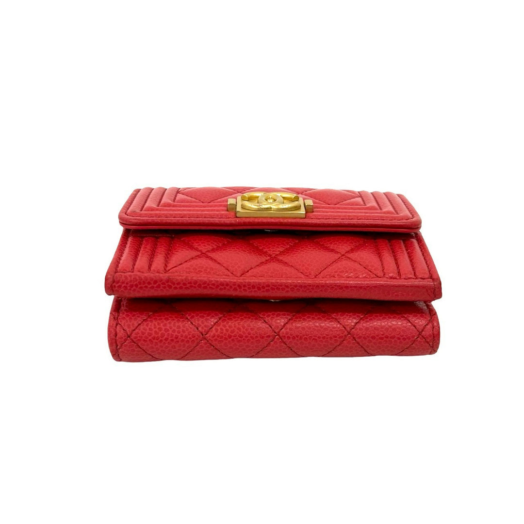 trifold wallet chanel