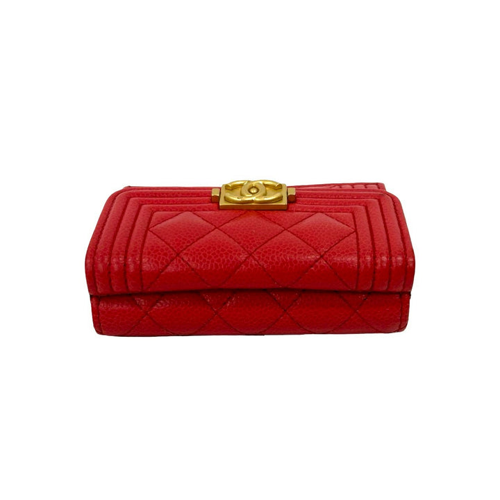 trifold wallet chanel