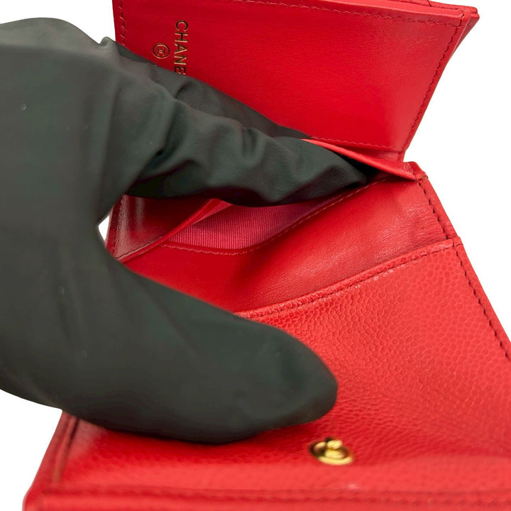 trifold wallet chanel