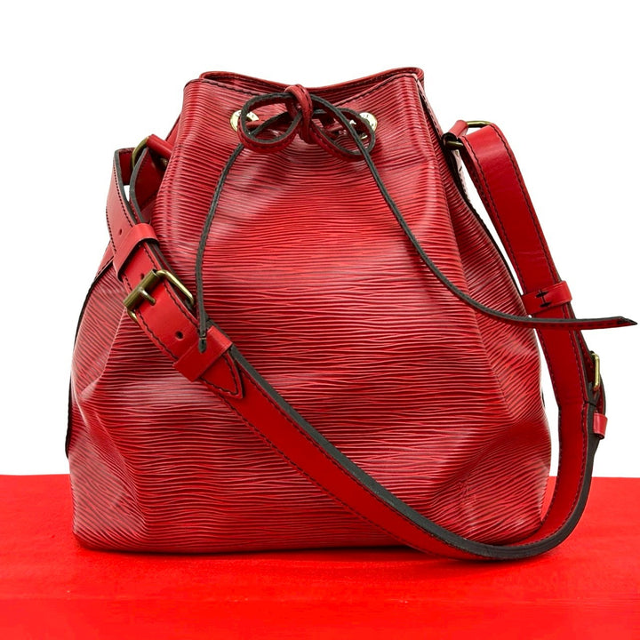 Shoulder bag Louis Vuitton Petit Noe