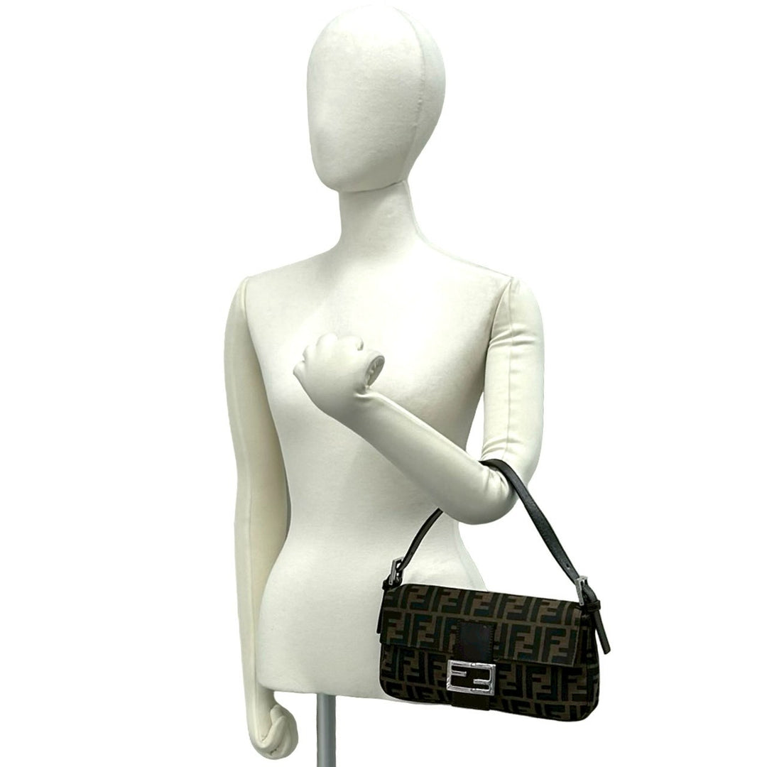 Handbag Fendi Mamma Bucket