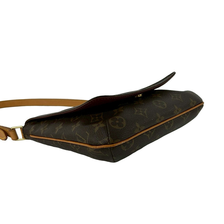 Shoulder bag Louis Vuitton Musette Salsa
