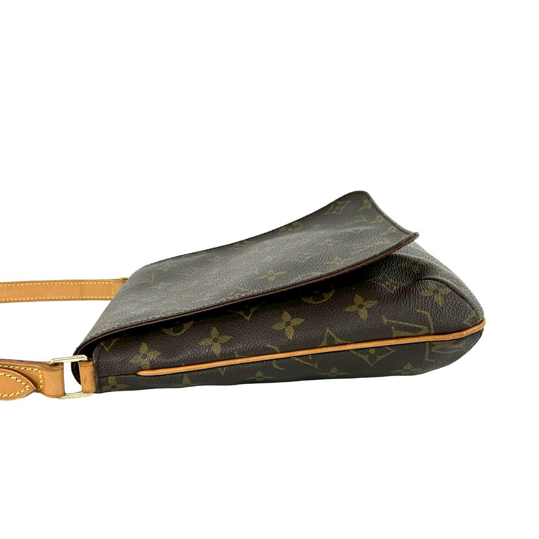 Shoulder bag Louis Vuitton Musette Salsa