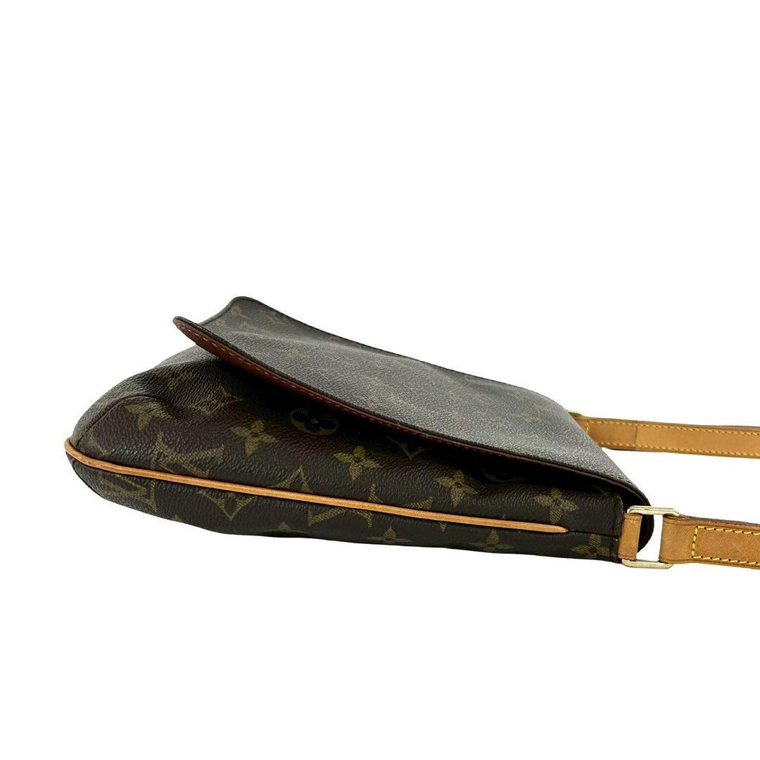 Shoulder bag Louis Vuitton Musette Salsa