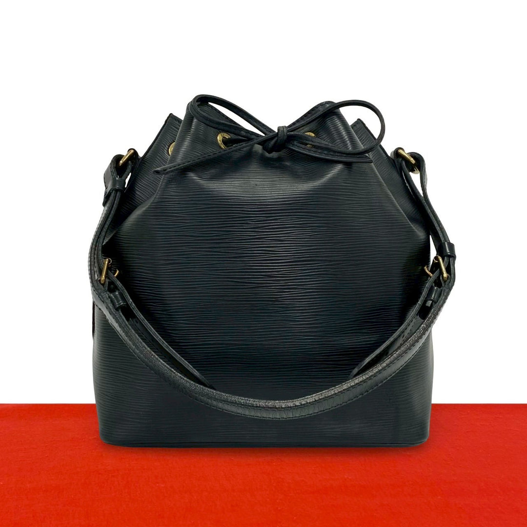 Shoulder bag Louis Vuitton Petit Noe