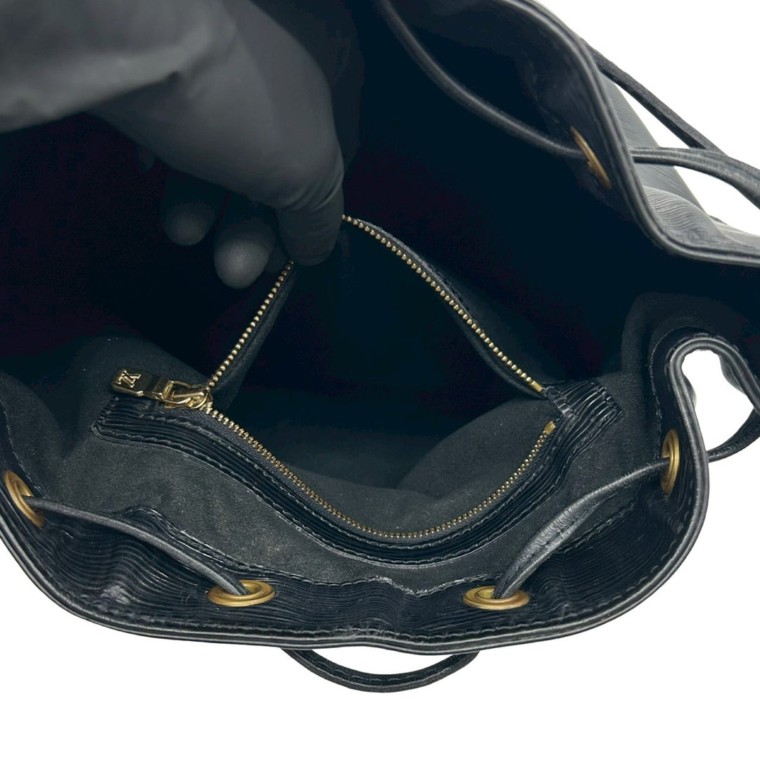 Shoulder bag Louis Vuitton Petit Noe