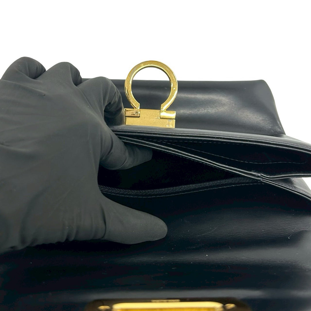 shoulder bag salvatore ferragamo