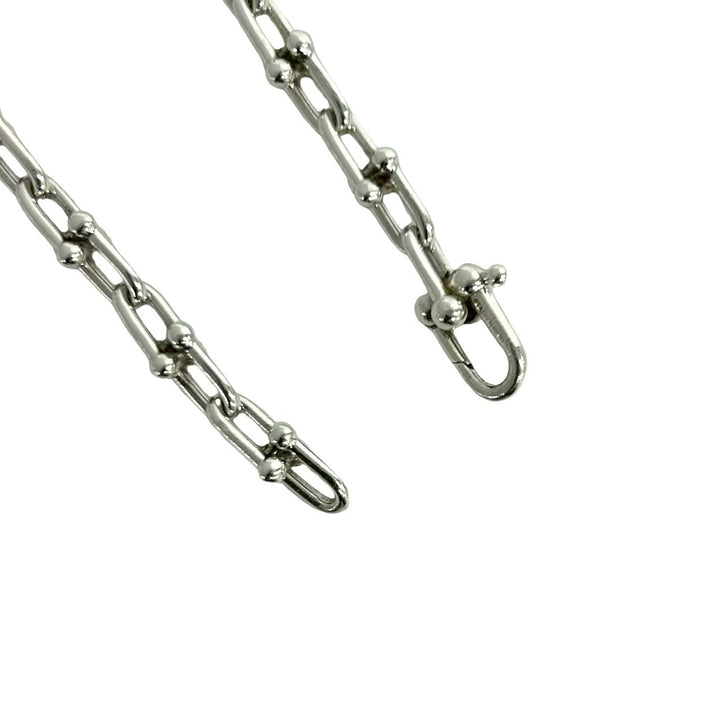 blurRubbingTiffany Hardware Small Link BureRubbingCut