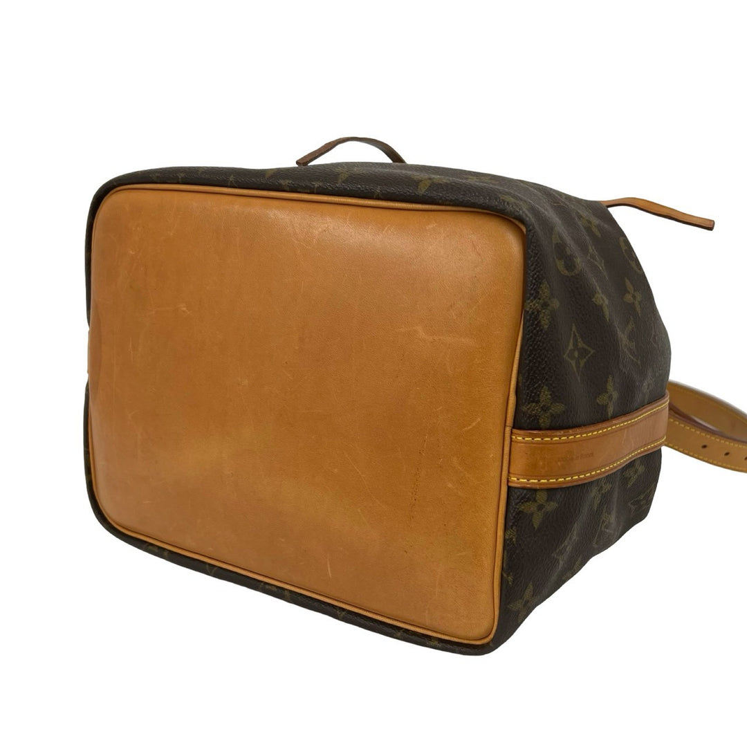 Shoulder bag Louis Vuitton Petit Noe