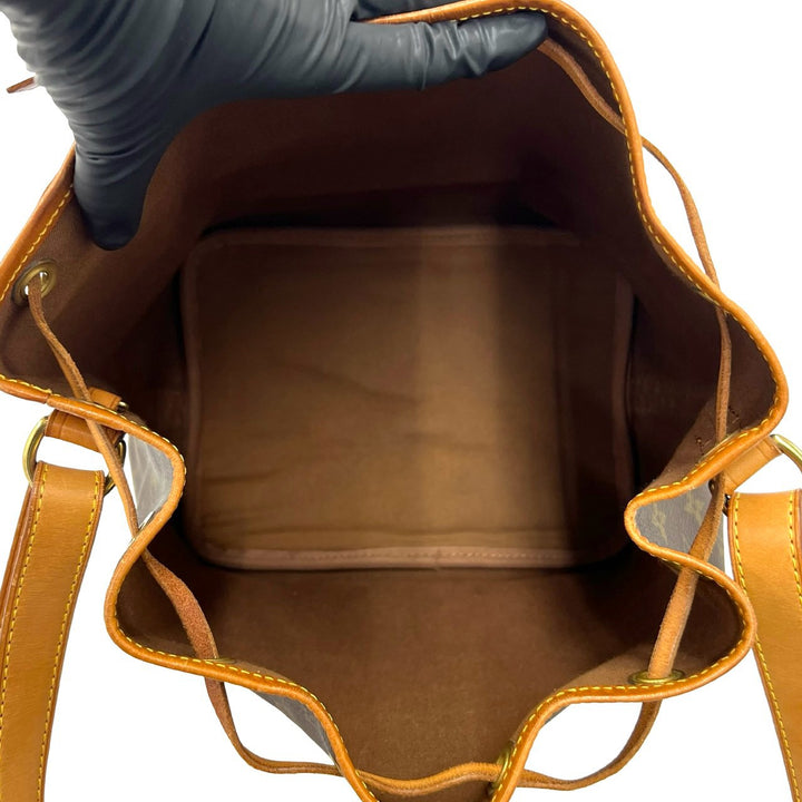 Shoulder bag Louis Vuitton Petit Noe