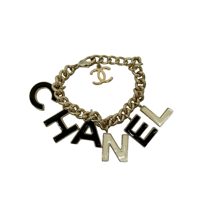 blurRubbingChanel