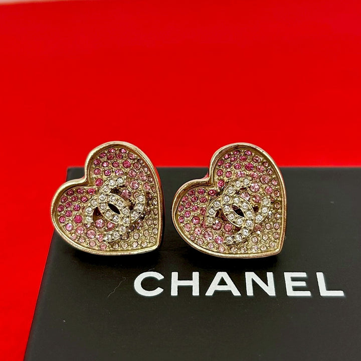ピアス シャネル