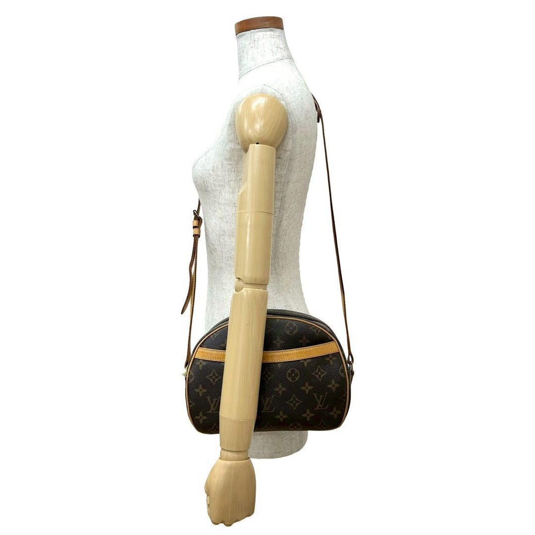 Shoulder bag Louis Vuitton Blois