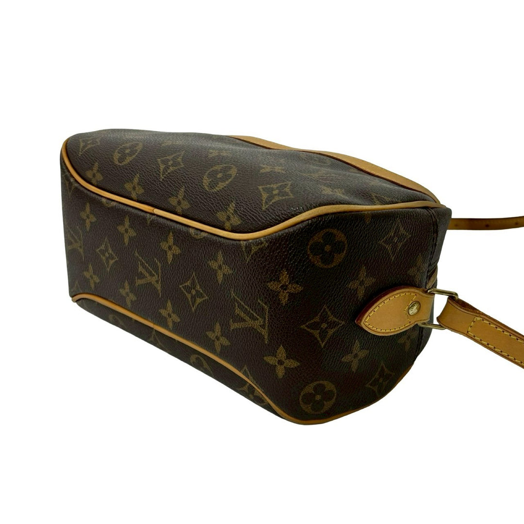 Shoulder bag Louis Vuitton Blois