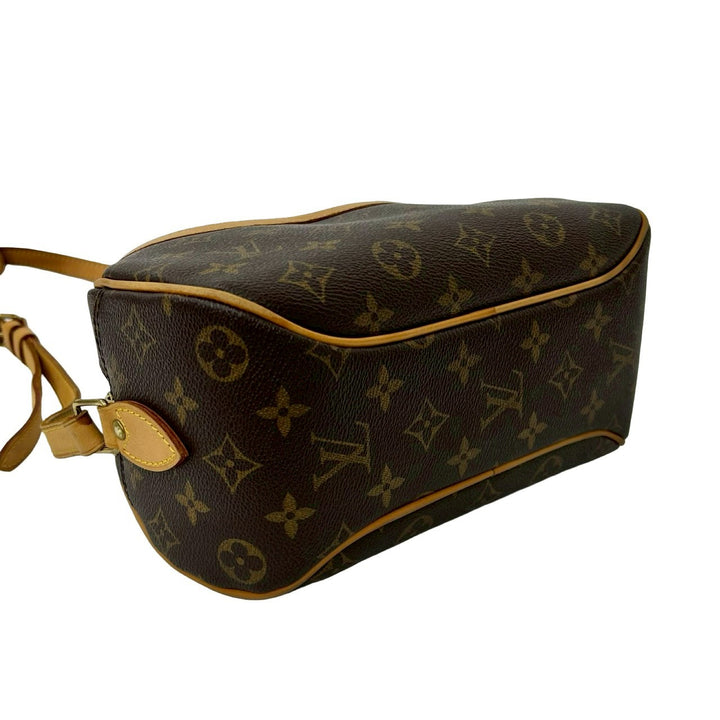 Shoulder bag Louis Vuitton Blois