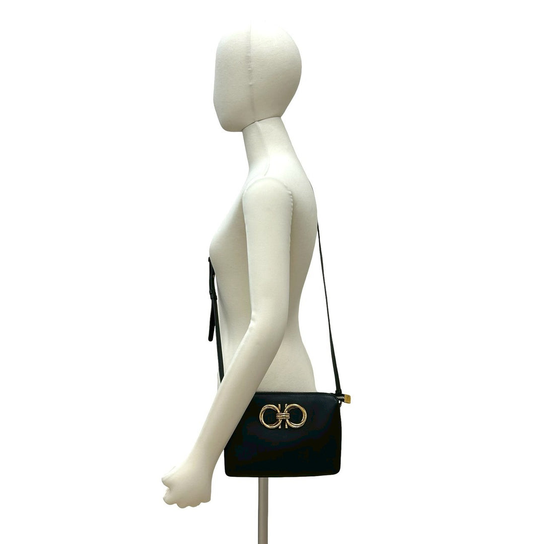 shoulder bag salvatore ferragamo