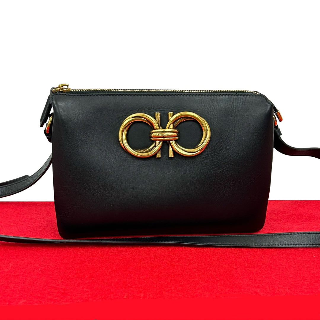 shoulder bag salvatore ferragamo
