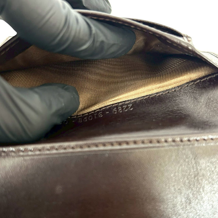 trifold wallet fendi