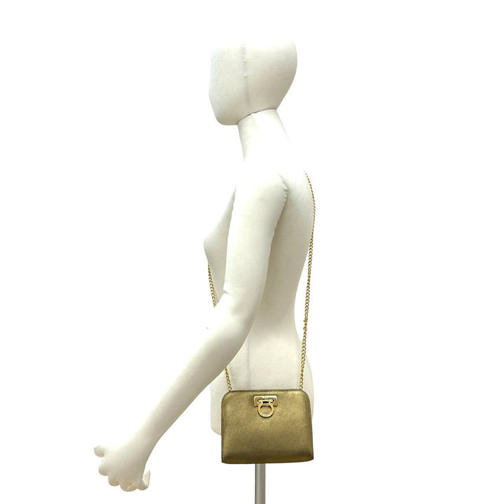 shoulder bag salvatore ferragamo