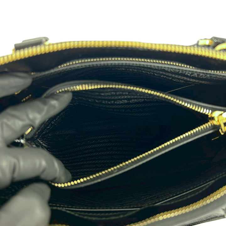 shoulder bag prada