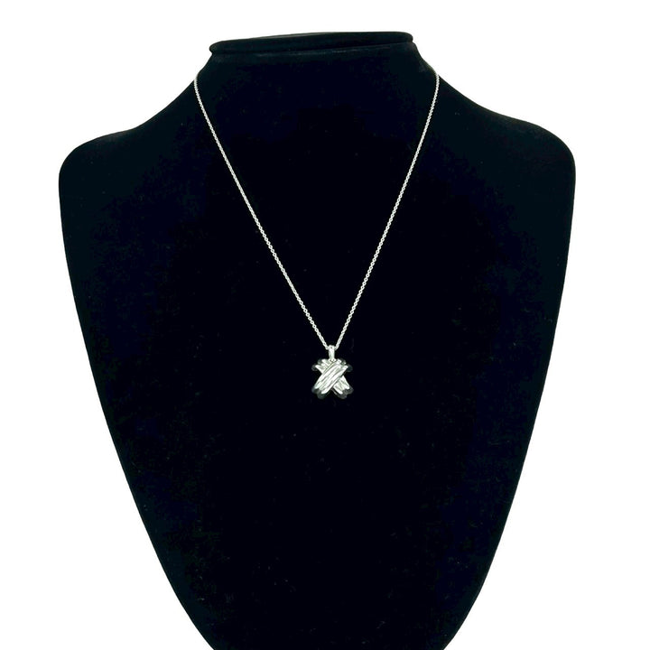 necklace tiffany signature