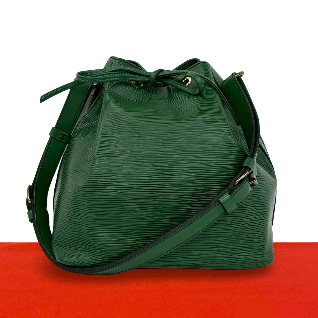 Shoulder bag Louis Vuitton Petit Noe