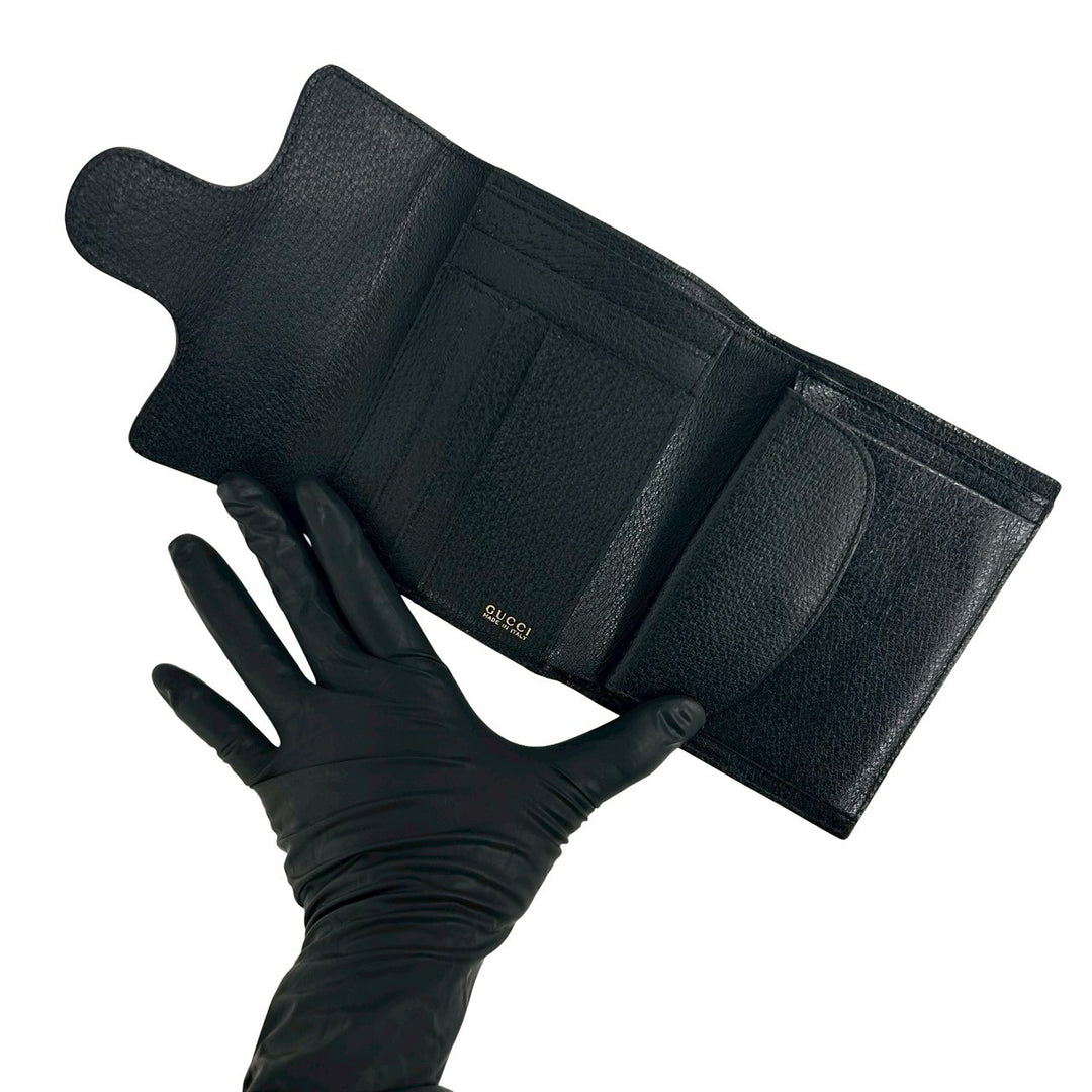 trifold wallet gucci