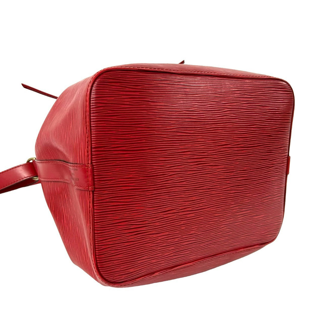 Shoulder bag Louis Vuitton Petit Noe