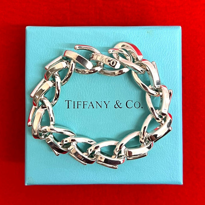 blurRubbingTiffany Forge Large Link