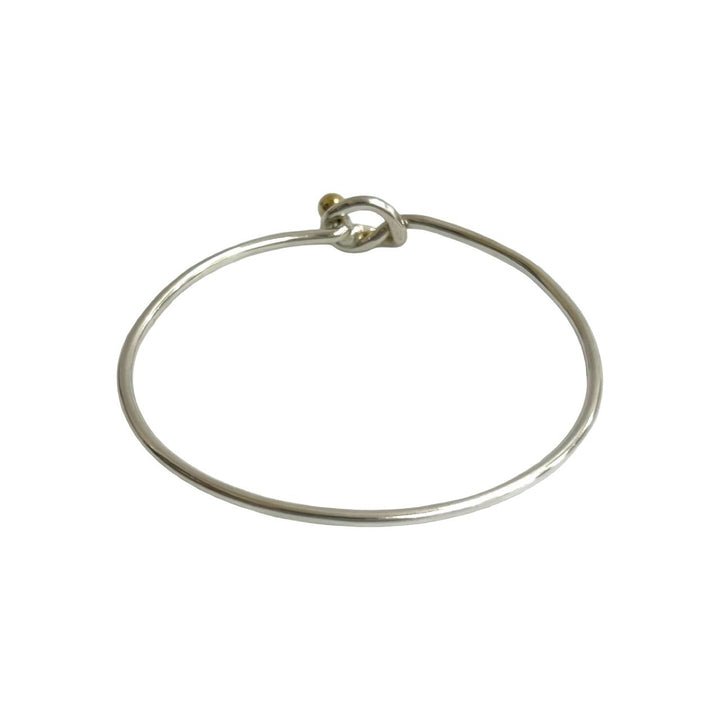 blurRubbingTiffany hook and eye bangle