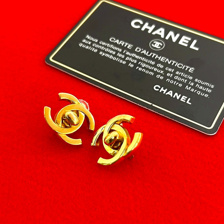 earrings chanel